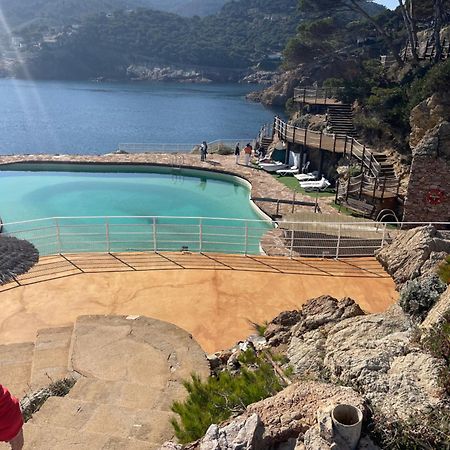 Capsasalbegur137 Piscina Del Mar Vista Al Patio Begur Exterior foto